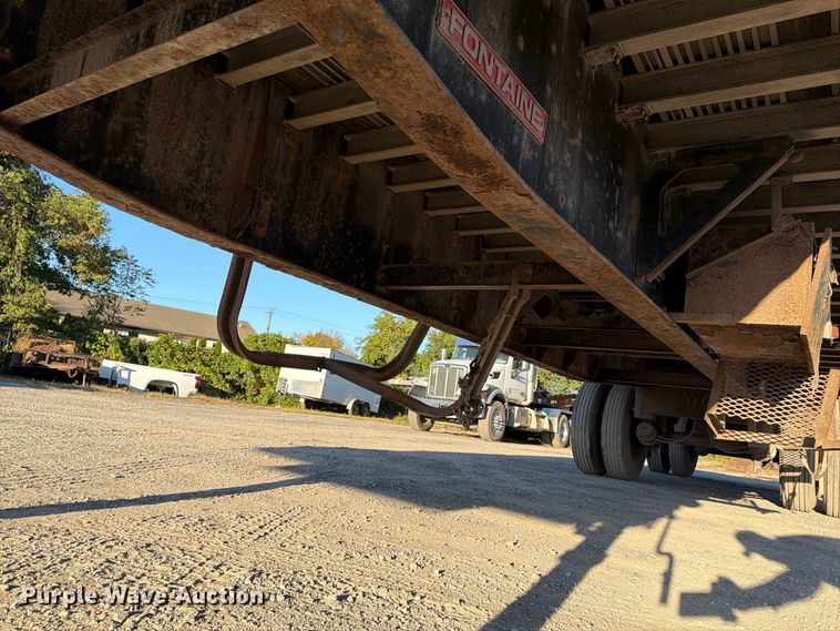 image for item FG3039 2007 Fontaine 1FTW–7–8048WSAWK flatbed trailer