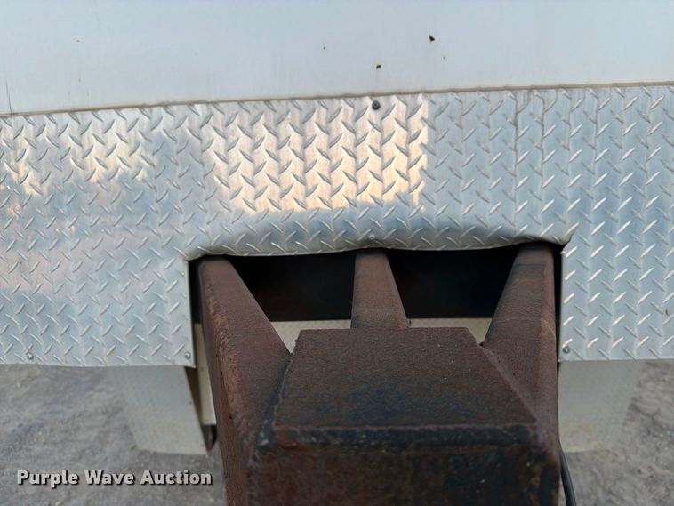 image for item FG3041 2014 CargoMate CFC8.528TAG enclosed cargo trailer