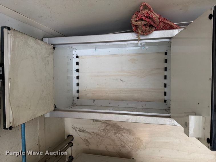 image for item FG3041 2014 CargoMate CFC8.528TAG enclosed cargo trailer