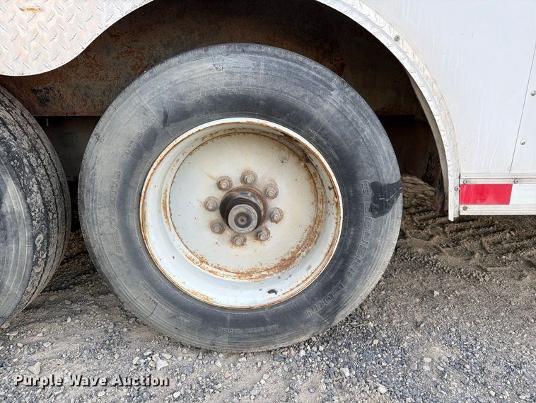 image for item FG3041 2014 CargoMate CFC8.528TAG enclosed cargo trailer