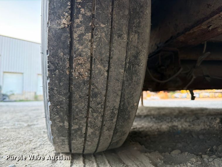 image for item FG3041 2014 CargoMate CFC8.528TAG enclosed cargo trailer