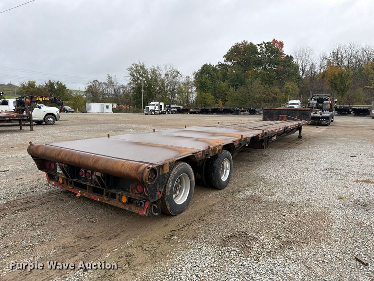 image for item FG3046 2013 Doonan Specialized 532DCBGDHGFB oilfield trailer