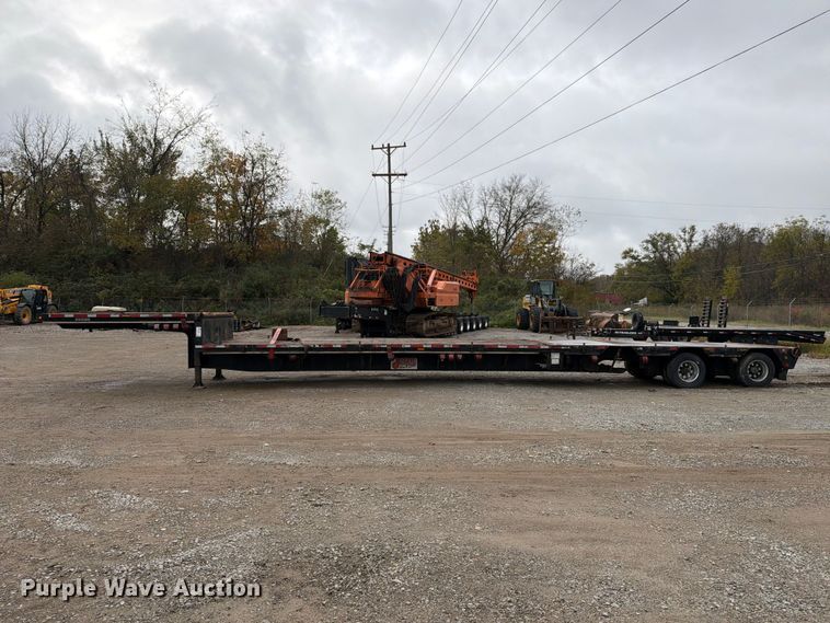 image for item FG3046 2013 Doonan Specialized 532DCBGDHGFB oilfield trailer