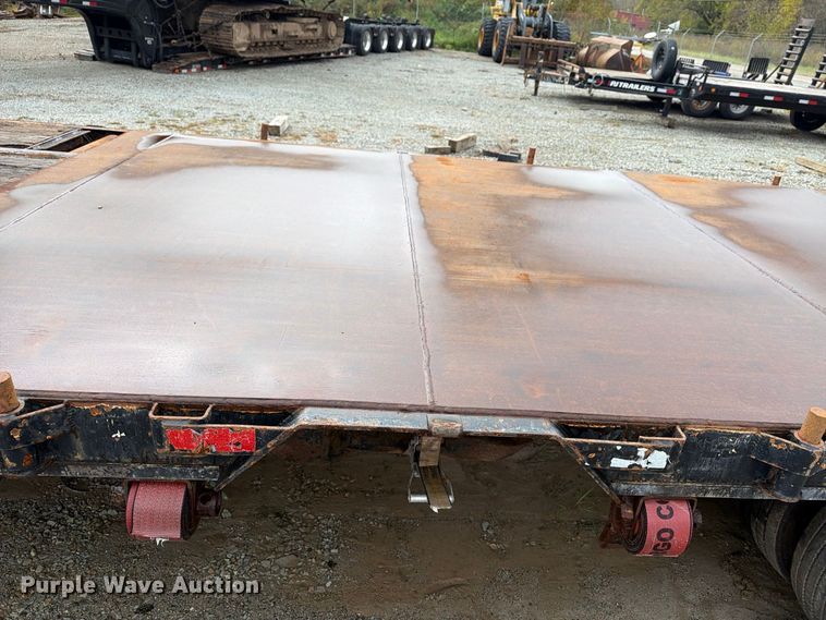 image for item FG3046 2013 Doonan Specialized 532DCBGDHGFB oilfield trailer