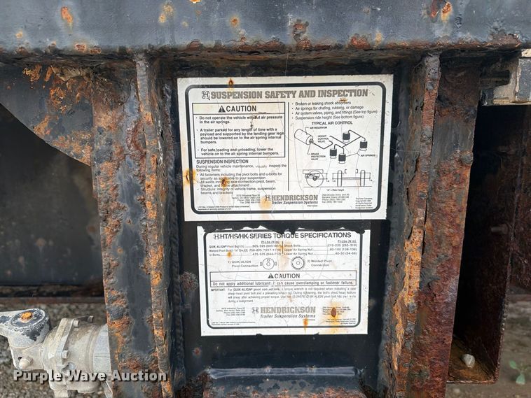 image for item FG3046 2013 Doonan Specialized 532DCBGDHGFB oilfield trailer