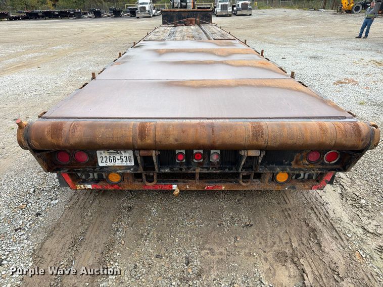 image for item FG3046 2013 Doonan Specialized 532DCBGDHGFB oilfield trailer