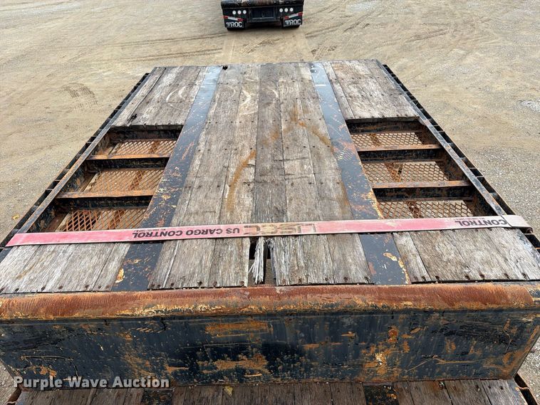 image for item FG3046 2013 Doonan Specialized 532DCBGDHGFB oilfield trailer