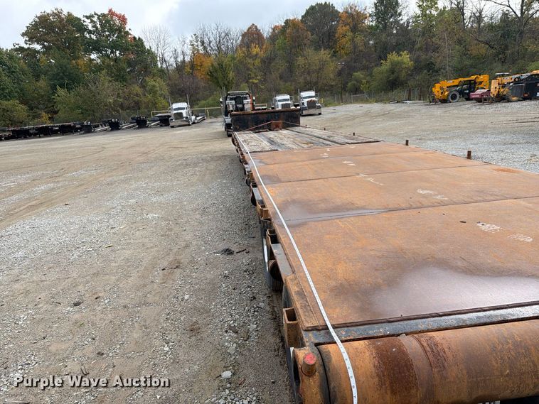 image for item FG3046 2013 Doonan Specialized 532DCBGDHGFB oilfield trailer