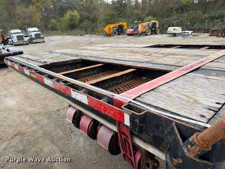 image for item FG3046 2013 Doonan Specialized 532DCBGDHGFB oilfield trailer