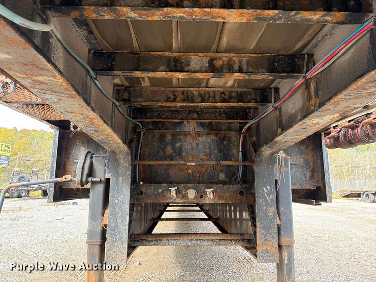 image for item FG3046 2013 Doonan Specialized 532DCBGDHGFB oilfield trailer