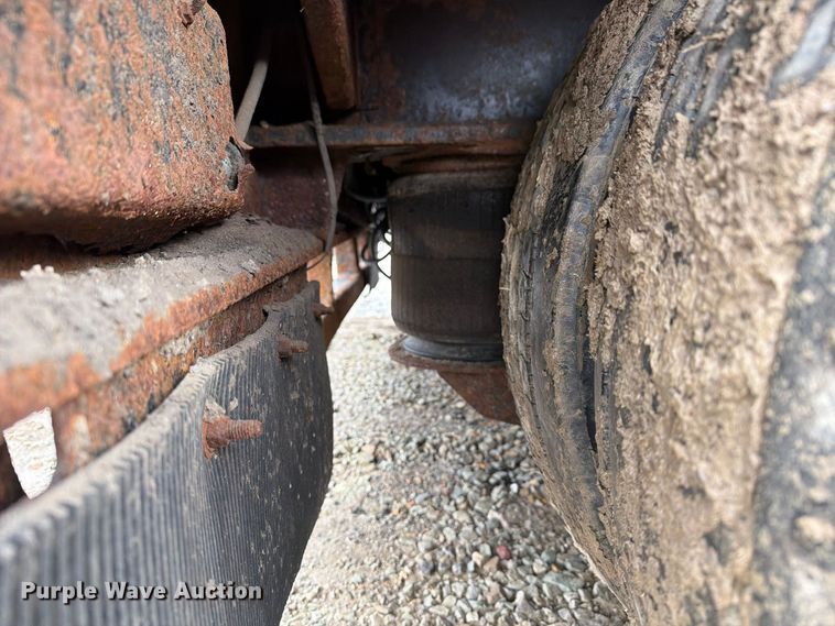 image for item FG3046 2013 Doonan Specialized 532DCBGDHGFB oilfield trailer