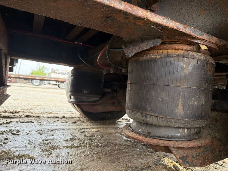 image for item FG3046 2013 Doonan Specialized 532DCBGDHGFB oilfield trailer