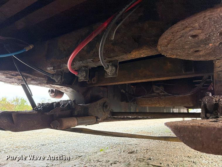 image for item FG3046 2013 Doonan Specialized 532DCBGDHGFB oilfield trailer