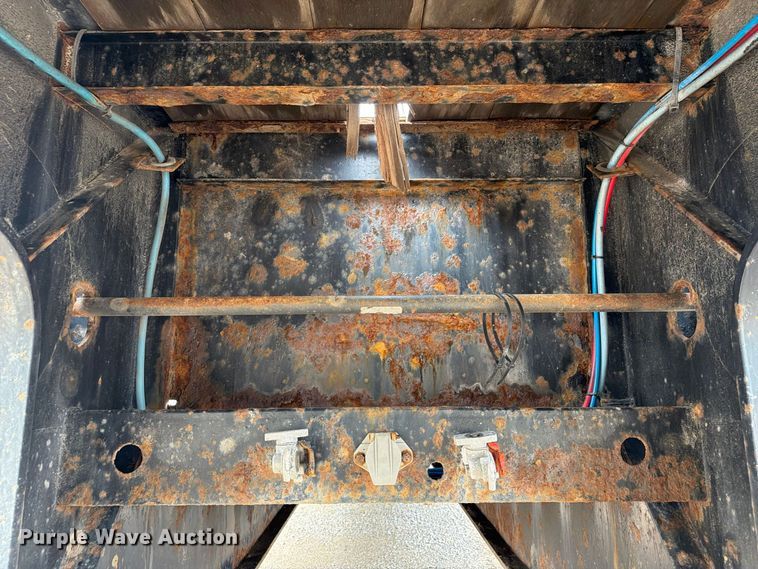 image for item FG3046 2013 Doonan Specialized 532DCBGDHGFB oilfield trailer