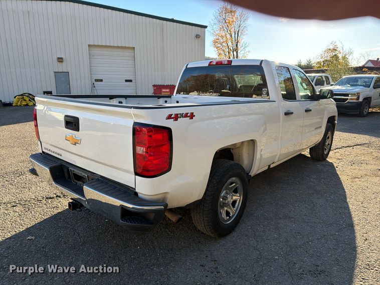 image for item FG3055 2018 Chevrolet Silverado 1500 Ext. Cab pickup truck