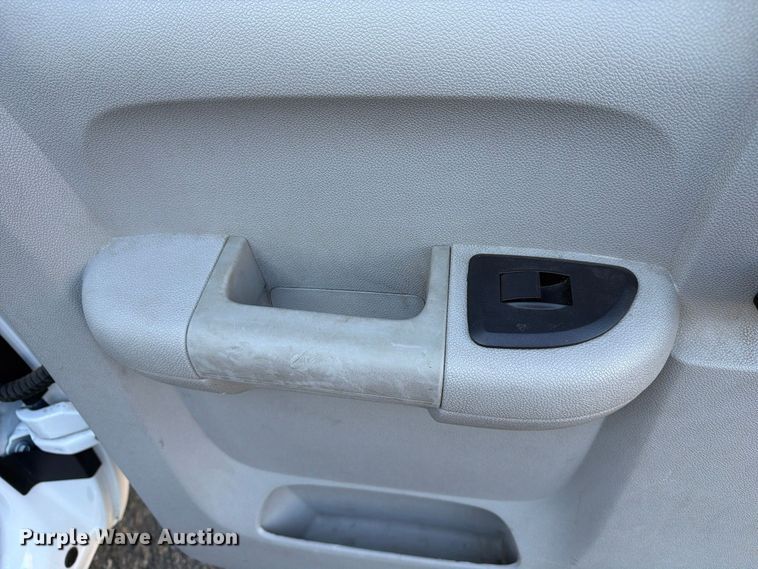 image for item FG3056 2013 Chevrolet Silverado 2500HD Ext. Cab pickup truck