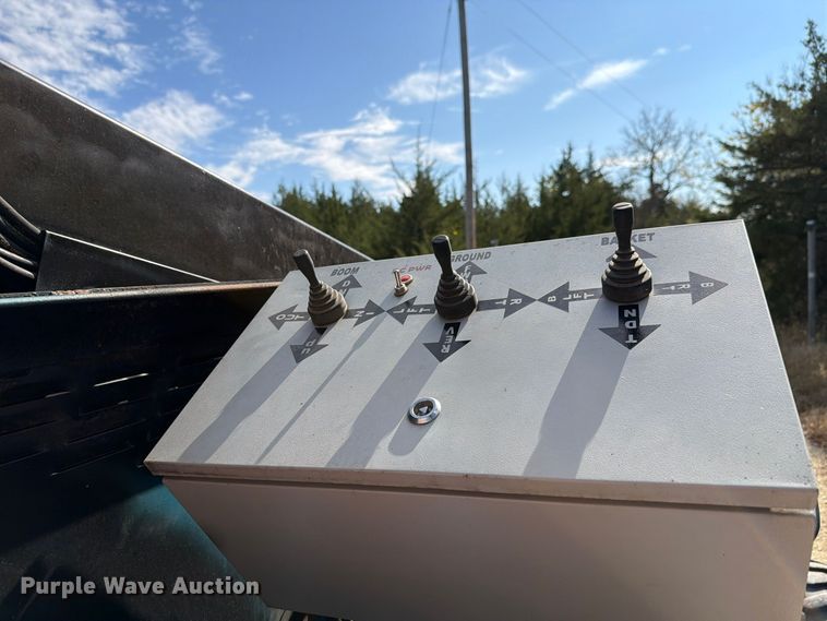 image for item FH6490 1999 Genie S40 boom lift