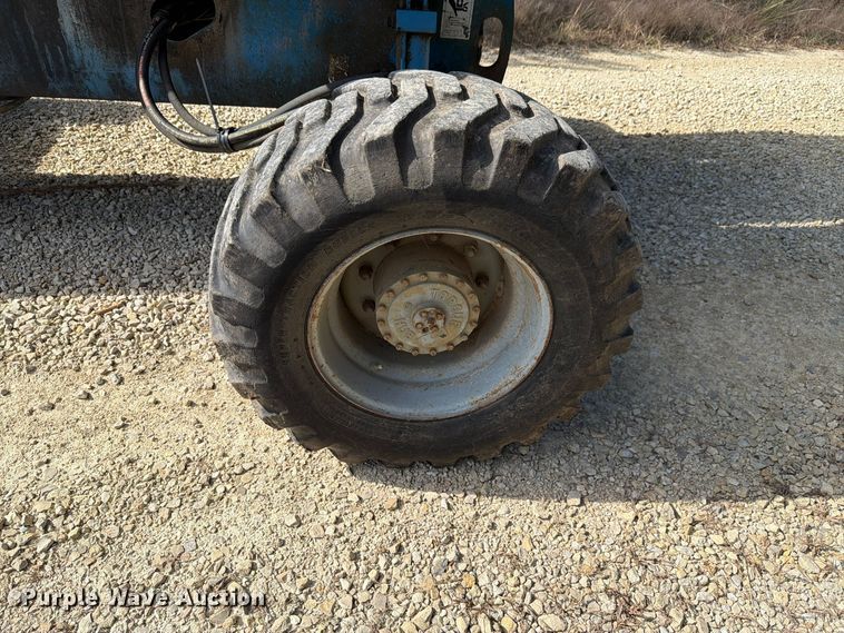 image for item FH6490 1999 Genie S40 boom lift