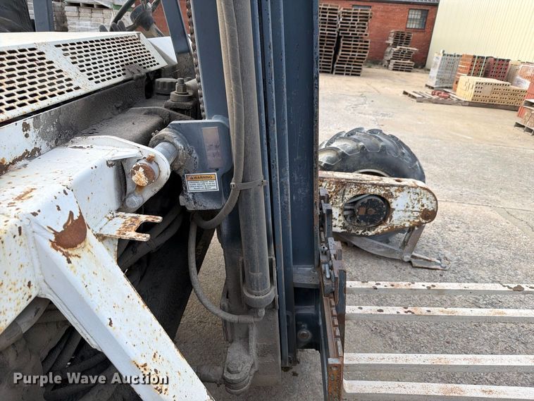 image for item FH6493 Tail-Gator forklift