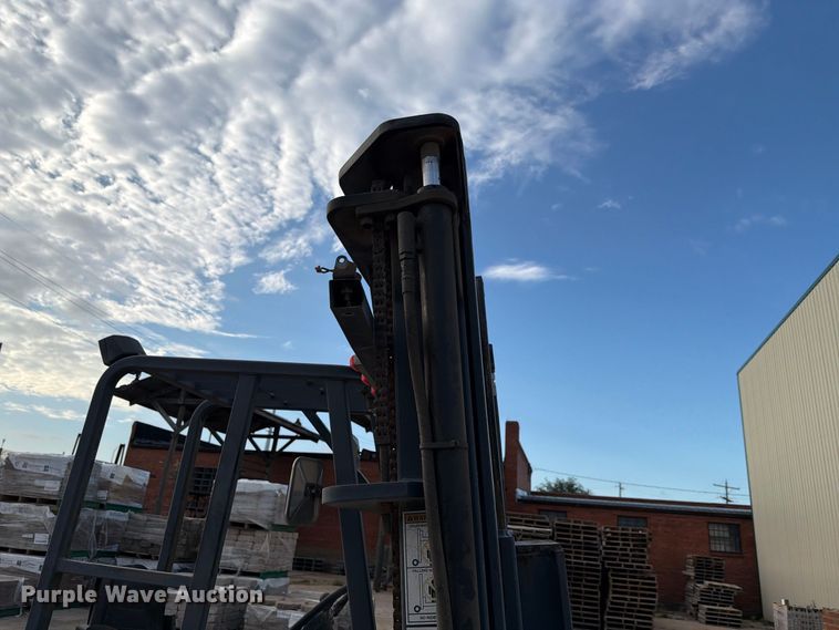 image for item FH6493 Tail-Gator forklift