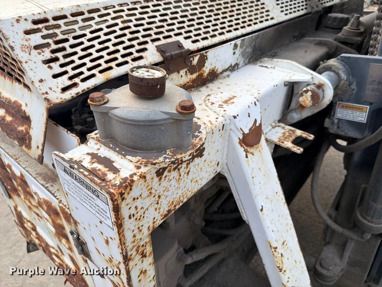 image for item FH6493 Tail-Gator forklift