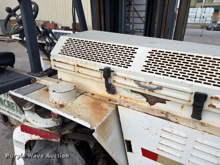 image for item FH6493 Tail-Gator forklift
