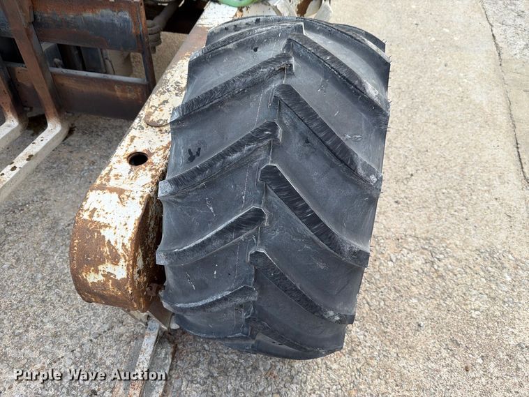 image for item FH6493 Tail-Gator forklift