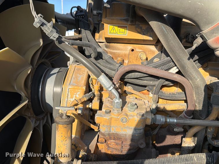 image for item FH6494 2005 Kenworth W900 flatbed truck