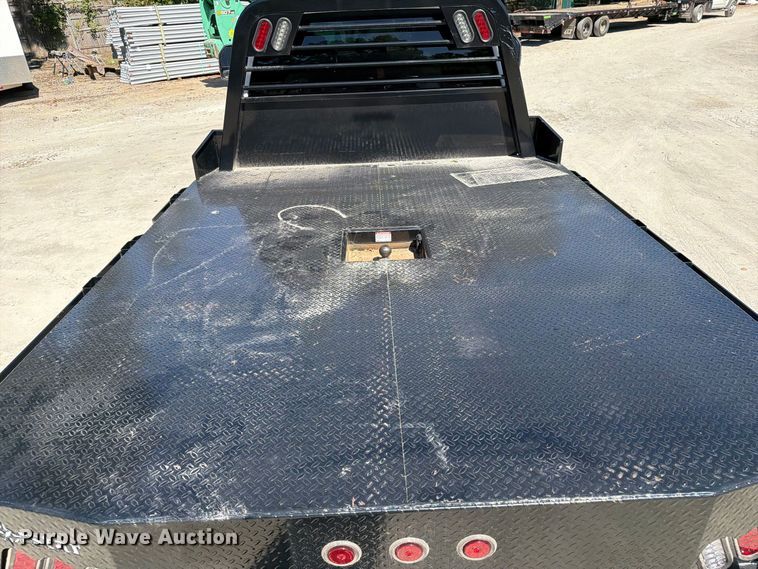 image for item FI0442 2017 Ford F450 Super Duty Ext. Cab flatbed truck