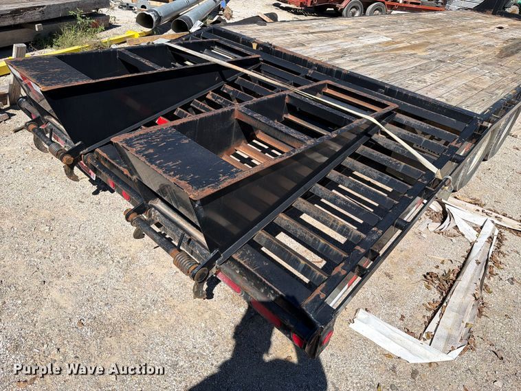 image for item FI0444 2015 PJ equipment trailer