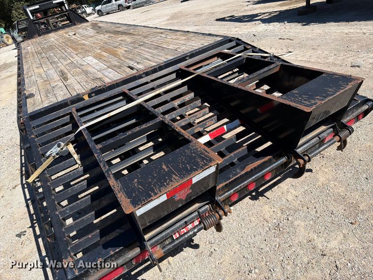 image for item FI0444 2015 PJ equipment trailer