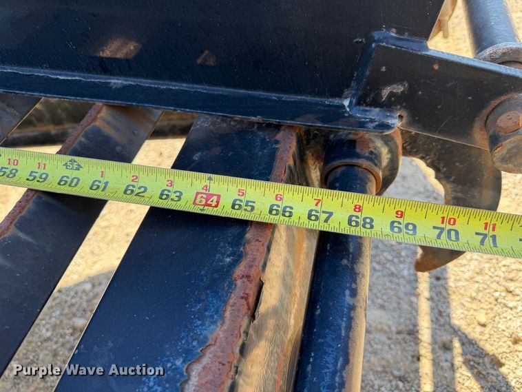 image for item FI0444 2015 PJ equipment trailer