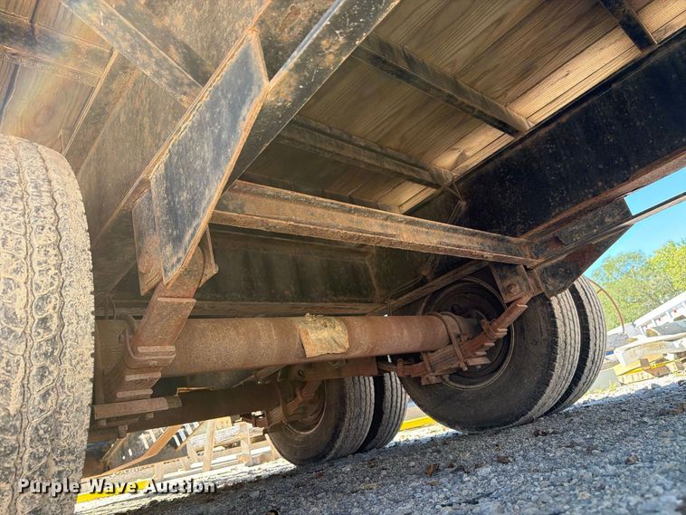 image for item FI0444 2015 PJ equipment trailer