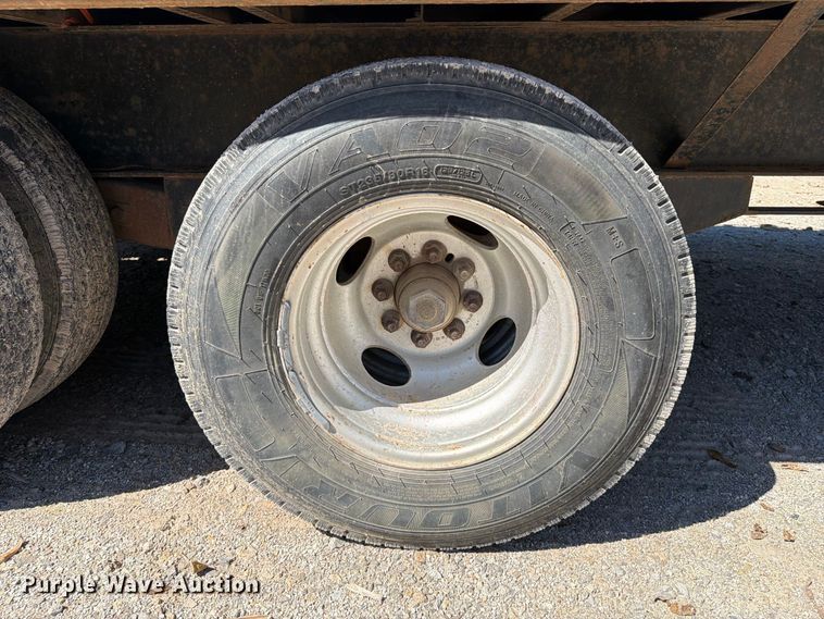 2015 PJ equipment trailer in Tulsa, OK | Item FI0444 for sale | Purple Wave