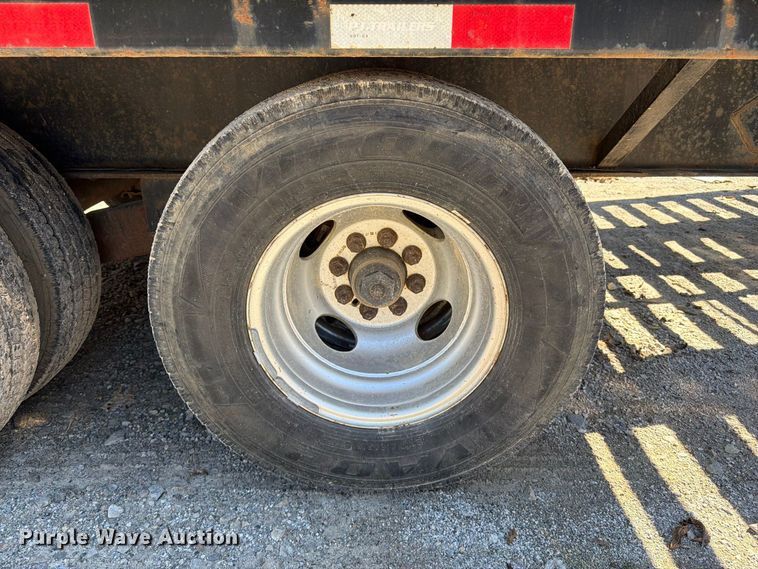 image for item FI0444 2015 PJ equipment trailer