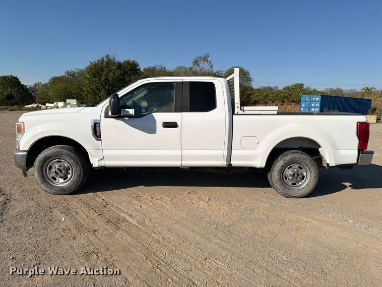 image for item FI0461 2021 Ford F250 XL Super Duty Ext. Cab pickup truck