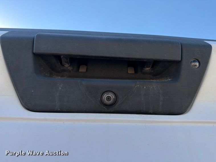 image for item FI0462 2020 Ford F150 XLT Crew Cab pickup truck