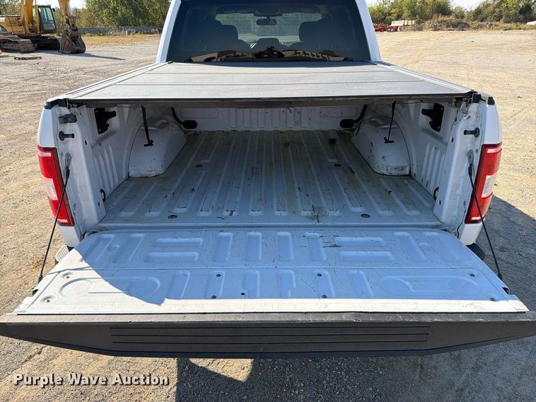 image for item FI0462 2020 Ford F150 XLT Crew Cab pickup truck
