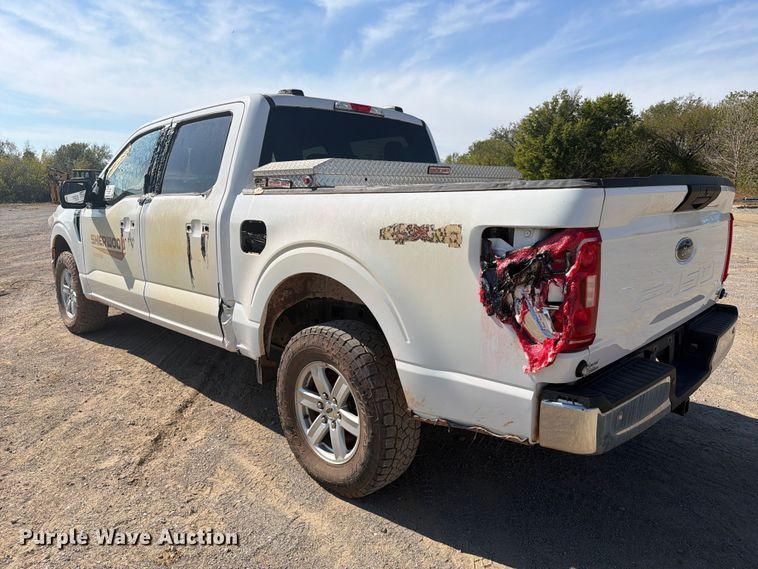 image for item FI0464 2022 Ford F150 XLT Crew Cab pickup truck