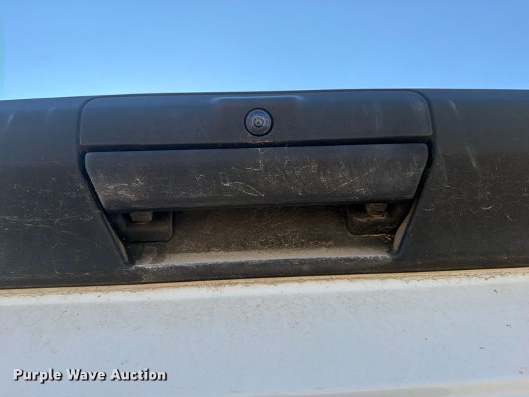 image for item FI0464 2022 Ford F150 XLT Crew Cab pickup truck