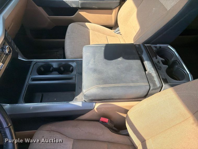 image for item FI0464 2022 Ford F150 XLT Crew Cab pickup truck