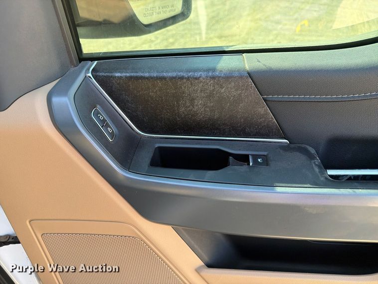 image for item FI0464 2022 Ford F150 XLT Crew Cab pickup truck