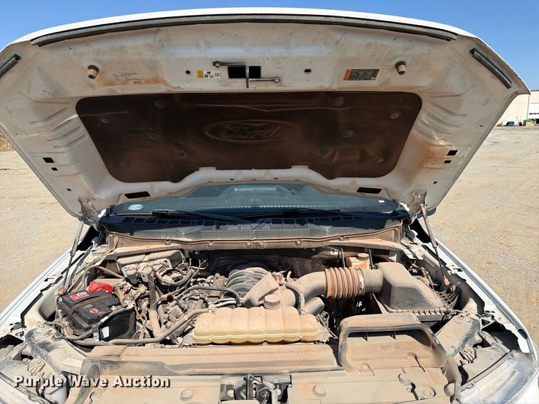 image for item FI0464 2022 Ford F150 XLT Crew Cab pickup truck