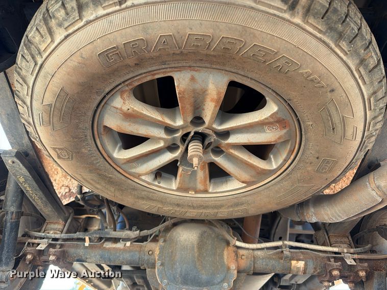 image for item FI0464 2022 Ford F150 XLT Crew Cab pickup truck