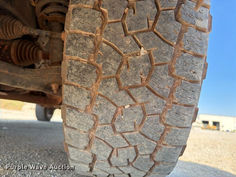 image for item FI0464 2022 Ford F150 XLT Crew Cab pickup truck