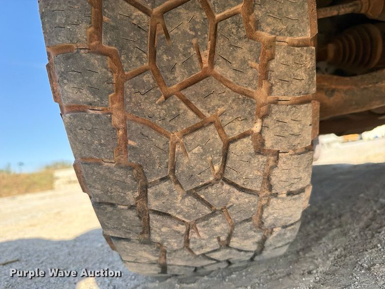 image for item FI0464 2022 Ford F150 XLT Crew Cab pickup truck