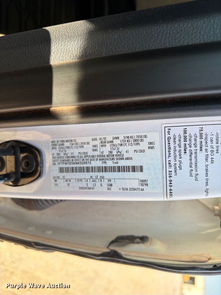 image for item FI0464 2022 Ford F150 XLT Crew Cab pickup truck