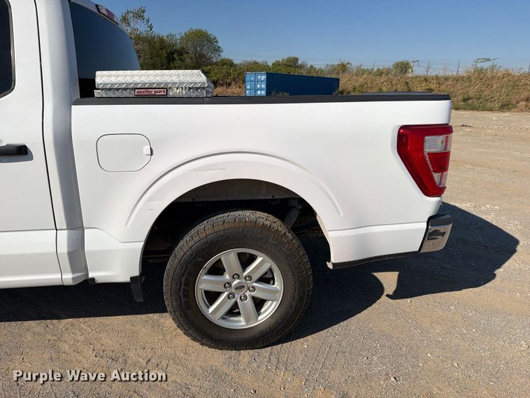 image for item FI0465 2021 Ford F150 XL Crew Cab pickup truck