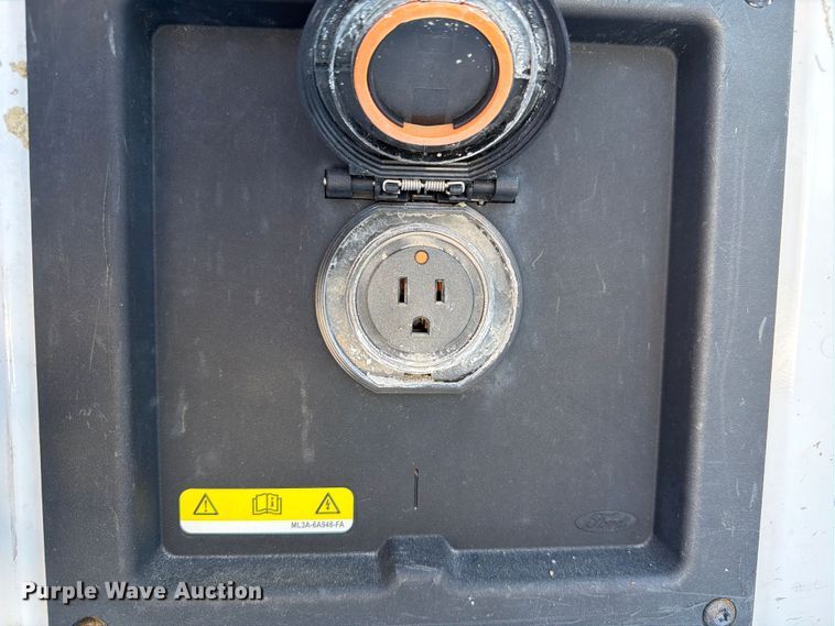 image for item FI0465 2021 Ford F150 XL Crew Cab pickup truck
