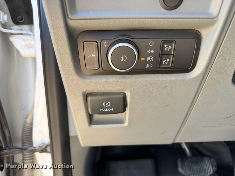 image for item FI0465 2021 Ford F150 XL Crew Cab pickup truck